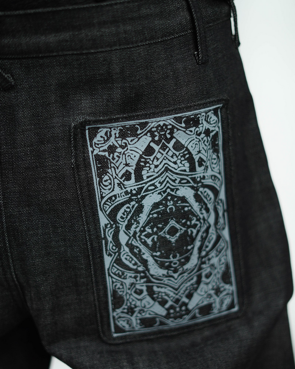 Card Selvedge Black Jeans