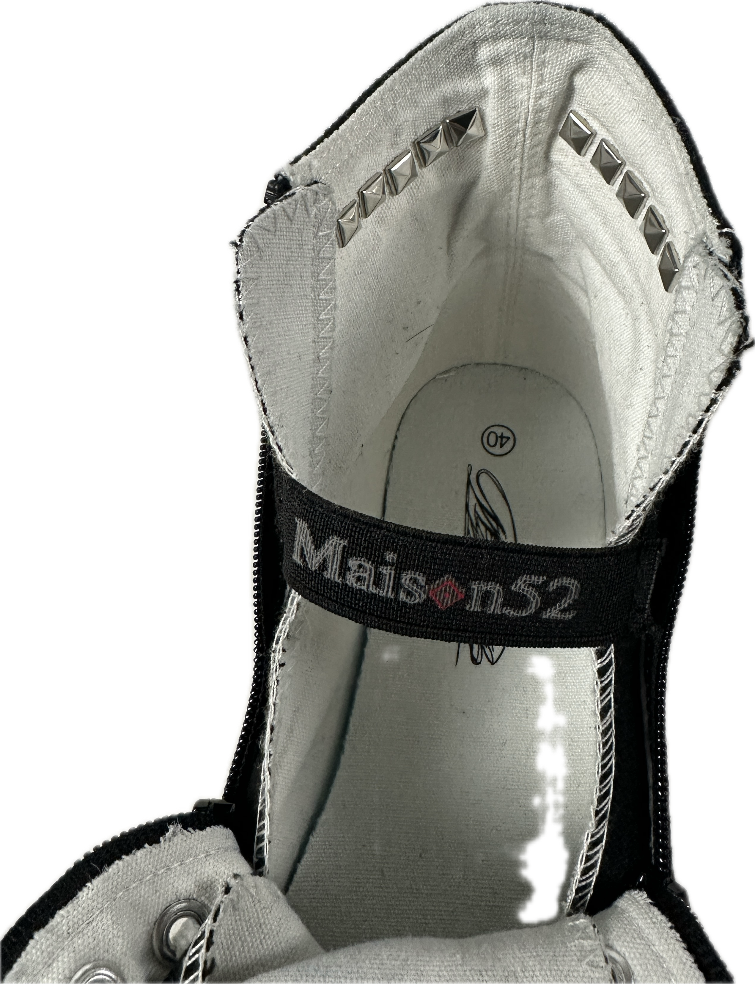 Studded DoubleTongue