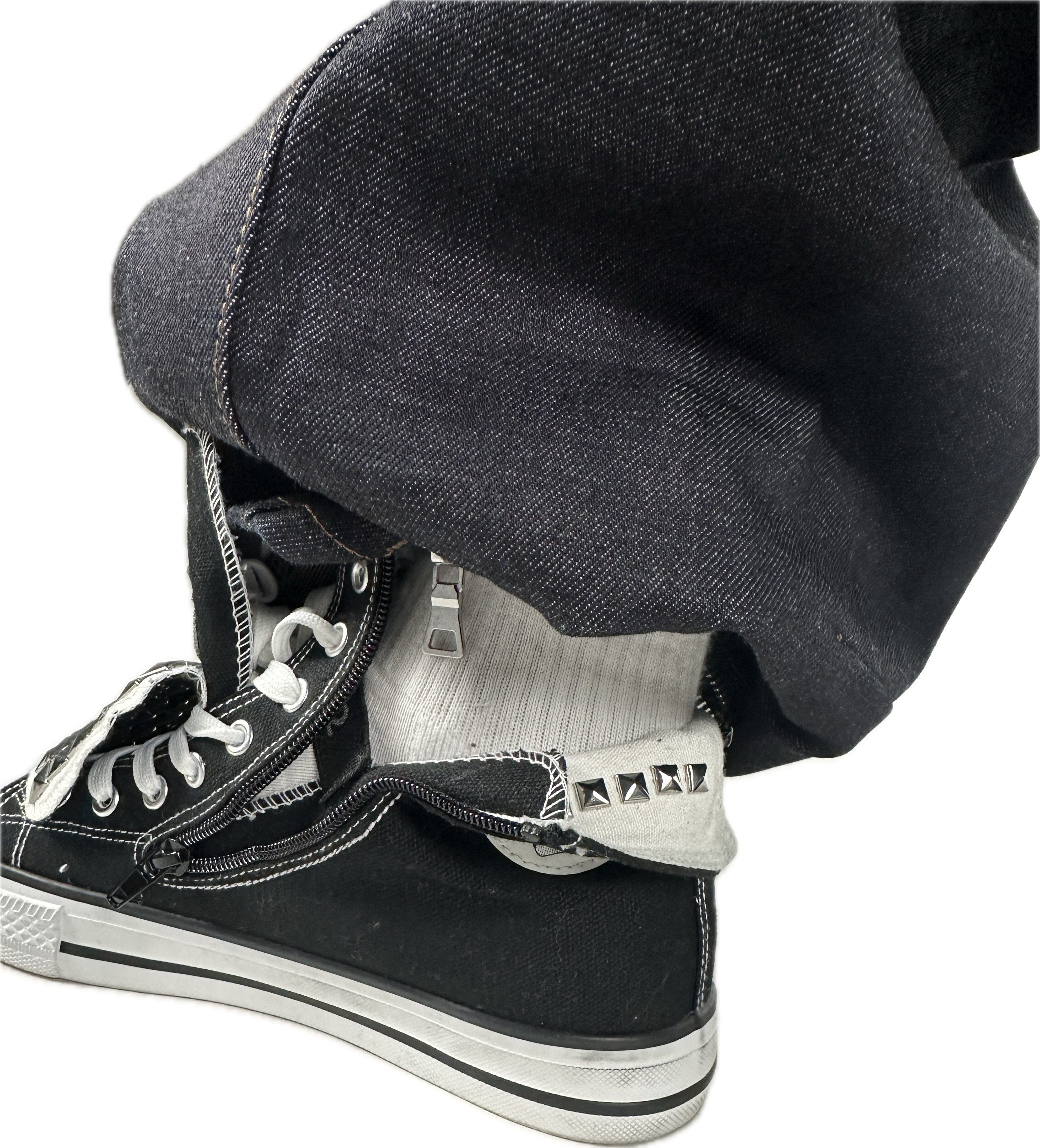 Studded DoubleTongue